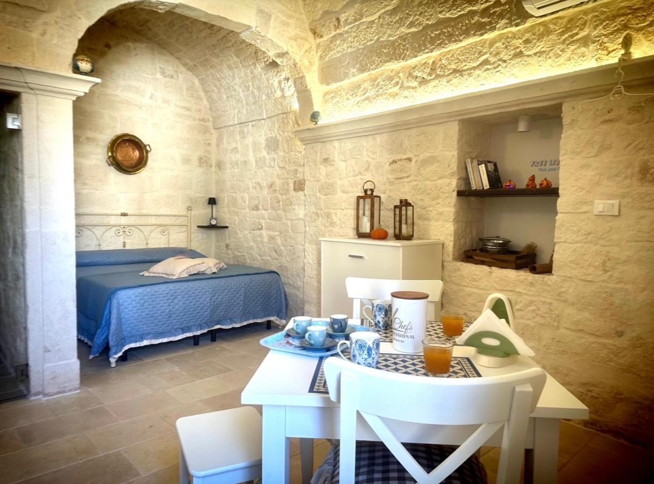 Suite La Petra Ceglie Messapica Exterior photo